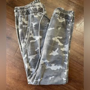 American Eagle High Waisted Jegging Jogger